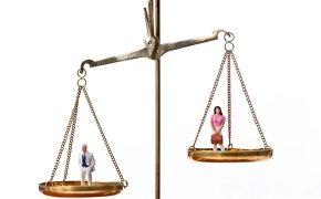 Frauen verdienen weniger