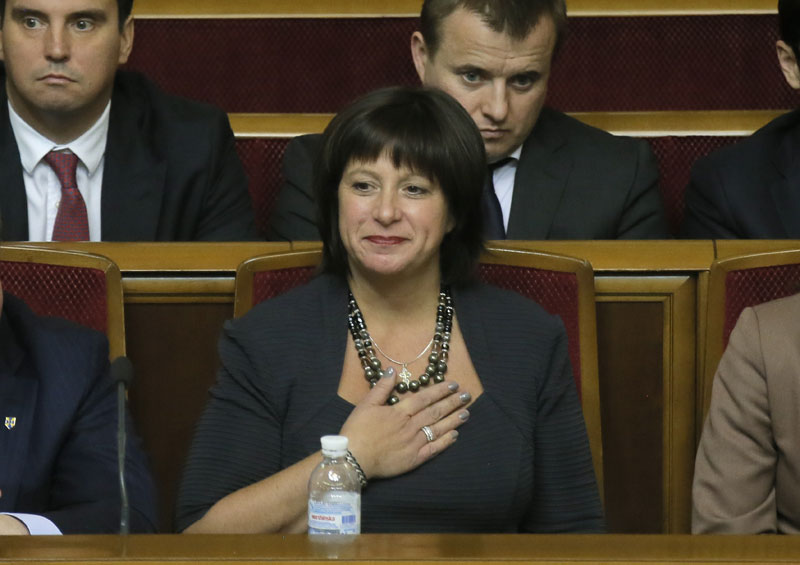 Natalie A. Jaresko, Finanzministerin.