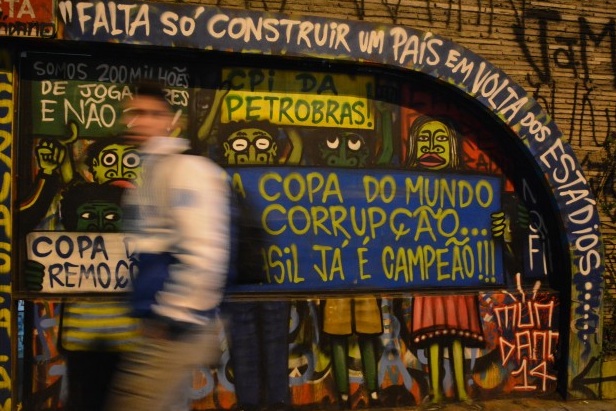 Arrests of Petrobras Officials